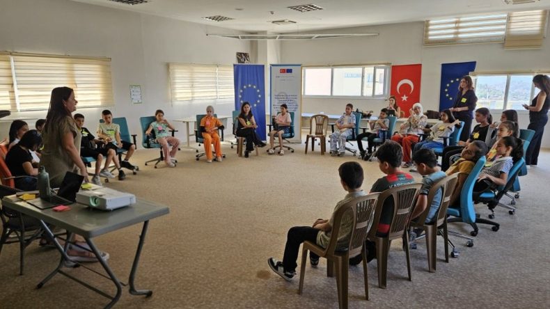 İzmir'de Çocukların İhtiyaçları Belirlenecek: 10 Bin Çocuğa Söz Hakkı Veriliyor