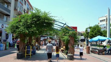 İzmir'deki Forbes Sevgi Yolu Nerede? Forbes Sevgi Yolu'na ESHOT ile Nasıl Gidilir?