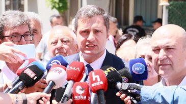 İzmir'deki &lsquo;Kooperatif&rsquo; Operasyonuna Y&uuml;cel'den A&ccedil;ıklama: Arkadaşlarımızın Arkasındayız!