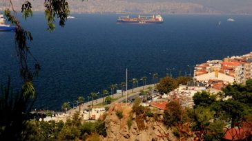 İzmir'deki Susuz Dede Tepesi Nerede? Susuz Dede Tepesi'ne ESHOT ile Nasıl Gidilir?