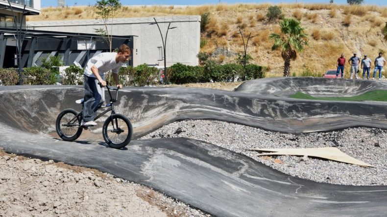 İzmirli Gençlere Müjde: Yeni Park Spor ve Buluşma Merkezi Olacak!