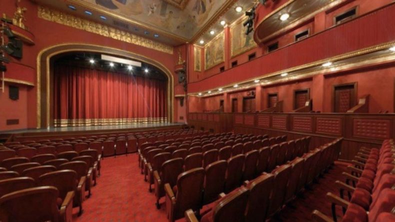 İzmir’de 2 Temmuz Kültür Sanat Takvimi: Tiyatro, Konser, Opera ve Daha Fazlası