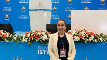 İzmir&rsquo;de AKP&rsquo;li İsimden Partisine &lsquo;M&uuml;lakat&rsquo; İsyanı: Yıllardır İnandığımız T&uuml;m Değerleri Sorgulatıyor