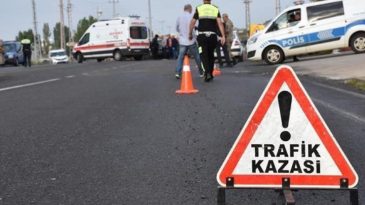 İzmir&rsquo;de Zincirleme Kaza: G&uuml;zergahı Kullananlar Dikkat, Trafik Kilitlendi