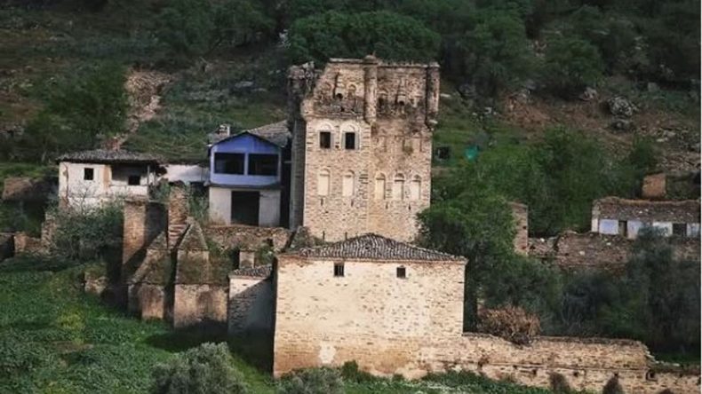 İzmir’e 2 Saat Uzaklıkta: Tarihin İzlerini Süren Bir Köy