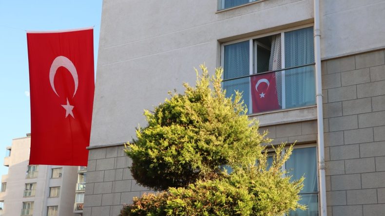 İzmir’e Şehit Ateşi Düştü: Acı Haber Ailesine Verildi