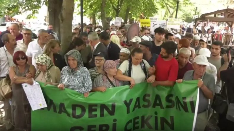 Köylülerden Meclis Önünde 'Zeytinlik' Nöbeti!