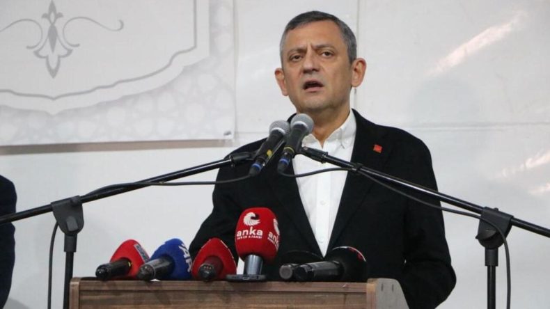 Özgür Özel İzmir’e Geliyor