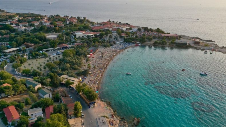 Seferihisar Yangın Sonrası Kenetlendi: Sığacık’ta Bir Tatil Her Şeyi Değiştirir