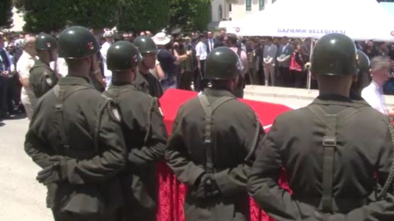 Şehit Üsteğmen Ege Akar İzmir'de Uğurlanıyor