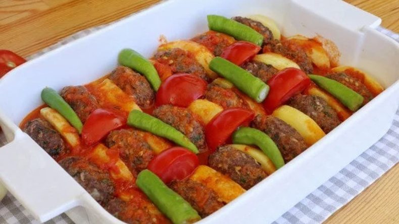 Son derece pratik, son derece lezzetli: Evde İzmir köfte nasıl yapılır? İzmir köfte tarifi