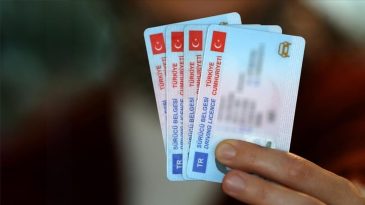 S&uuml;r&uuml;c&uuml;ler Dikkat, S&uuml;re Daralıyor: Ehliyet Yenileme İşlemleri