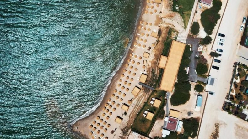 Tatilcilerin yeni gözdesi: Ayasaranda Koyu'nda Al Mare Beach