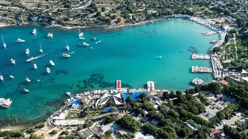 The Times Dergisi'ne kapak olmuştu: İzmir'in ünlü koyu betonlaşma tehdidi altında