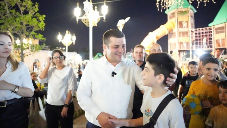 Torbalılıların yaz akşamlarına renk geldi: Gece Pazarı kapılarını açtı!