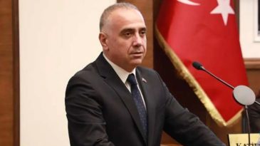 Tutuklanan Başkanın Yerine Gelmişti: B&uuml;y&uuml;k&ccedil;ekmece'de Şahin'e G&ouml;zaltı!