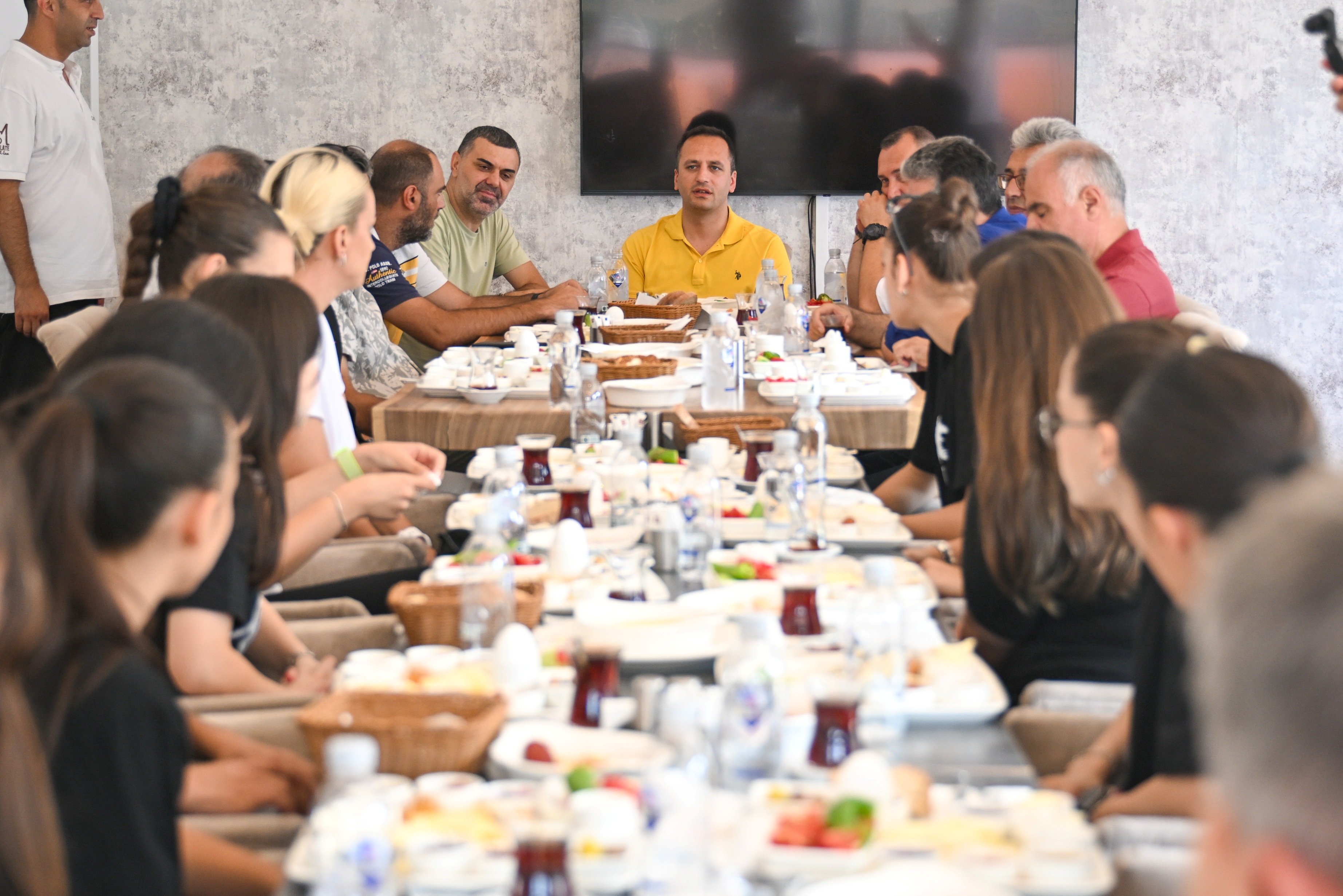 Bornova Belediyespor Başarı Kutlaması