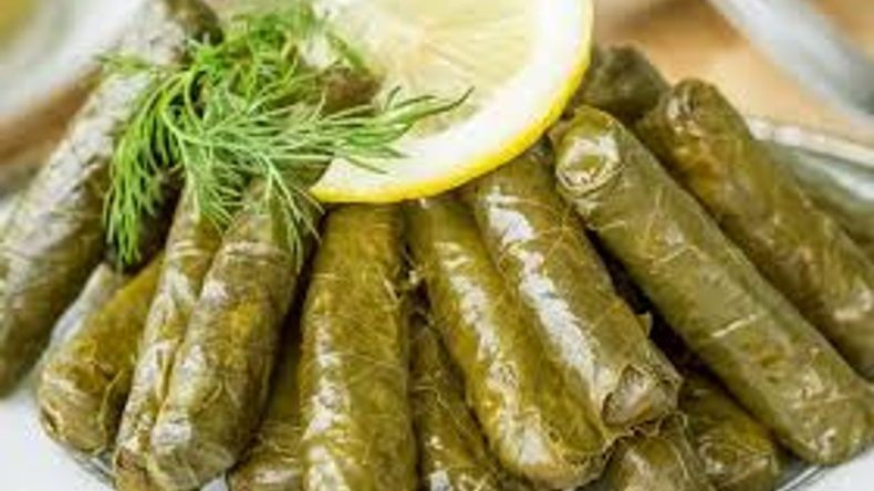 Yaprak Sarma: Eşsiz Lezzetin Sırrı Bu Malzemede Saklı!