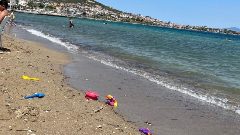 Yeni Foça Halk Plajı Nerede? Yeni Foça Halk Plajı'na Nasıl Gidilir?