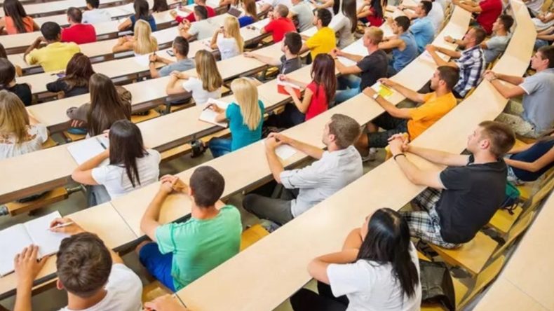 YÖK Duyurdu: 2025'te Üniversitelerde Açılacak Yeni Bölümler