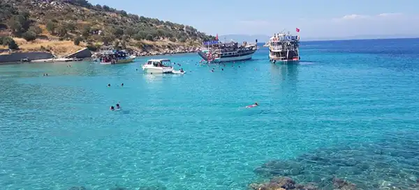 Zindancık Koyu Manzarası