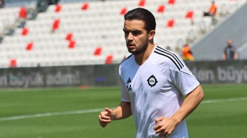Altay'ın Genç Yeteneği Yuvada Kalıyor!
