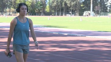 Aysel &Ouml;nder&rsquo;den Bir İlk Daha: İzmir&rsquo;de Kendi Rekorunu Tarihe G&ouml;md&uuml;