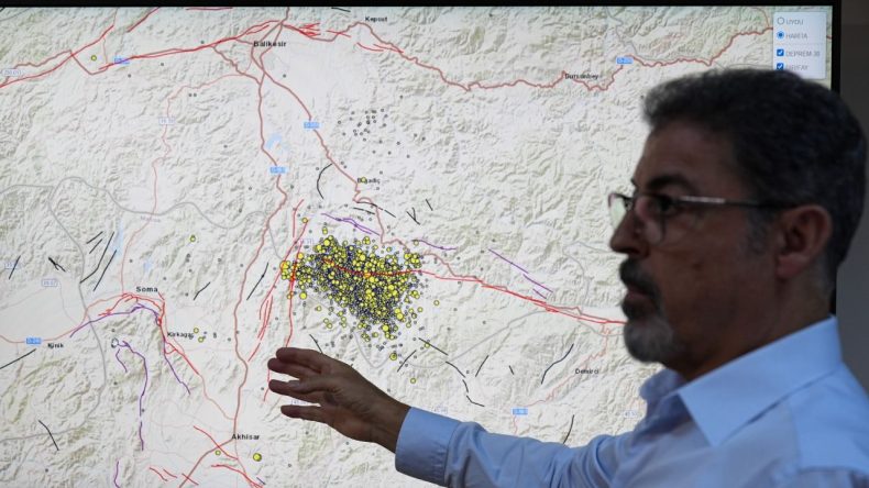 Balıkesir Depremi Sonrası 4 Bin Artçı Kayıt Altına Alındı: İzmir ve Çevre İllerde Sarsıntılar Hissediliyor