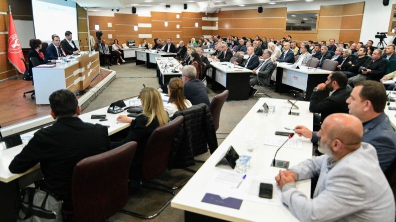 Başkan Eşki'den 'Rayiç Bedel' Açıklaması: İsviçre’de mi Yaşıyorsunuz?