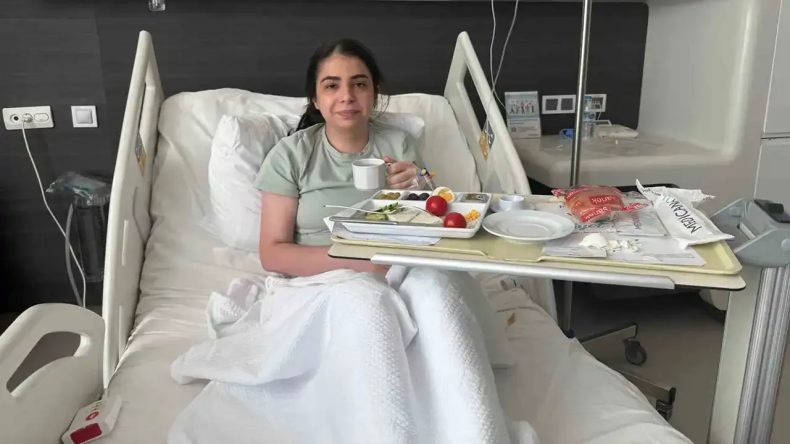 Bir Yıldır Yemek Yemekte Zorlanan Şeydanur, İzmir'de Sağlığına Kavuştu