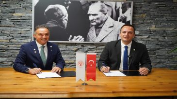 Bornova'da &Ccedil;evre İ&ccedil;in Birleşme: Atıklar Ekonomiye Kazandırılacak