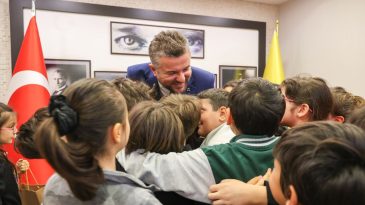 Buca&rsquo;da Miniklere &Uuml;cretsiz Eğitim, Ailelere B&uuml;t&ccedil;e Desteği