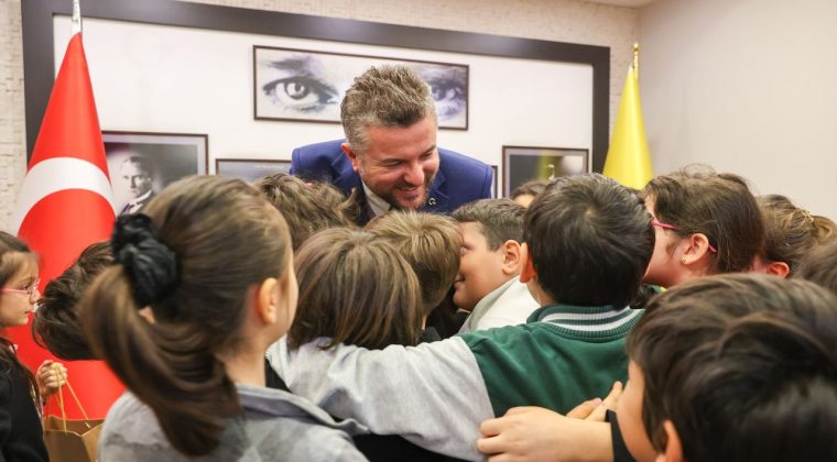 Buca’da Miniklere Ücretsiz Eğitim, Ailelere Bütçe Desteği