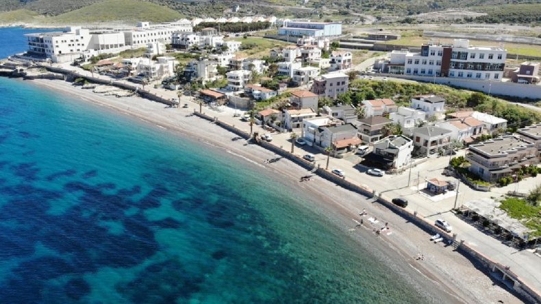 Burası Seferihisar, Çeşme, Urla değil: Havuz gibi sakin suyu ile ilgi gören koy