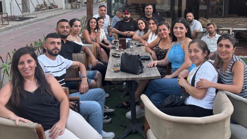 Çiğli’de gençlerden ‘Mavi Liste’ çağrısı: Dayanışmayla başaracağız