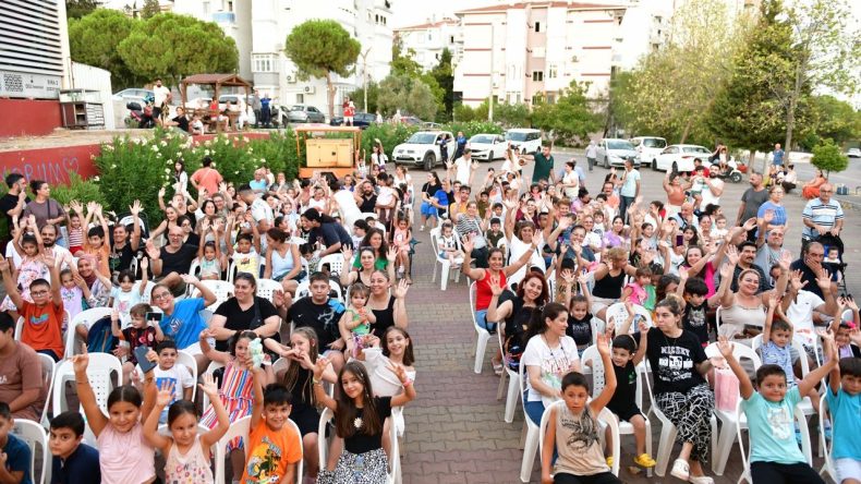 Çiğli’de Yaz Akşamları Tiyatro ile Renkleniyor