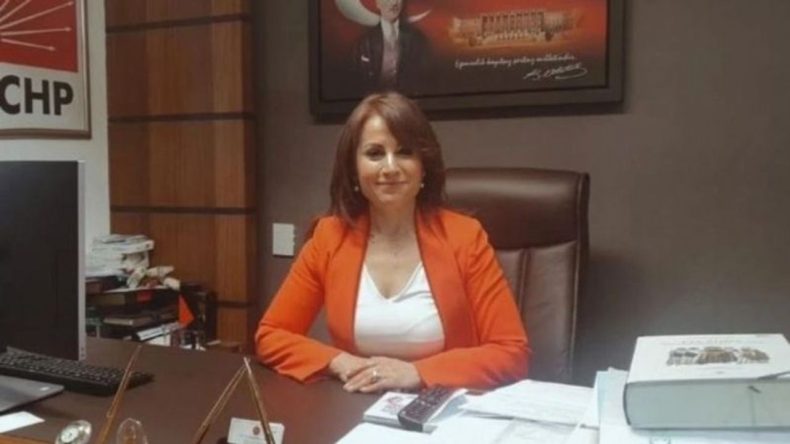 CHP Bayraklı'da Gerilim Doruğa Ulaştı: Fatma Akçam’a Saldırı