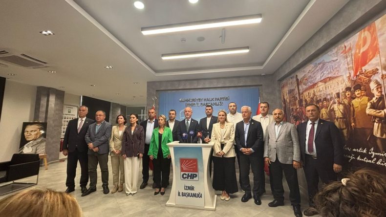 CHP Heyeti İzmir’de: 15 İlçede Belediyelere Yapılan Operasyonlar Anlatılacak