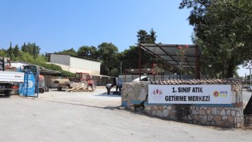Daha Yeşil Bir Urla İ&ccedil;in &Ccedil;alışmalar S&uuml;r&uuml;yor: Atık Getirme Merkezi Yakında A&ccedil;ılacak