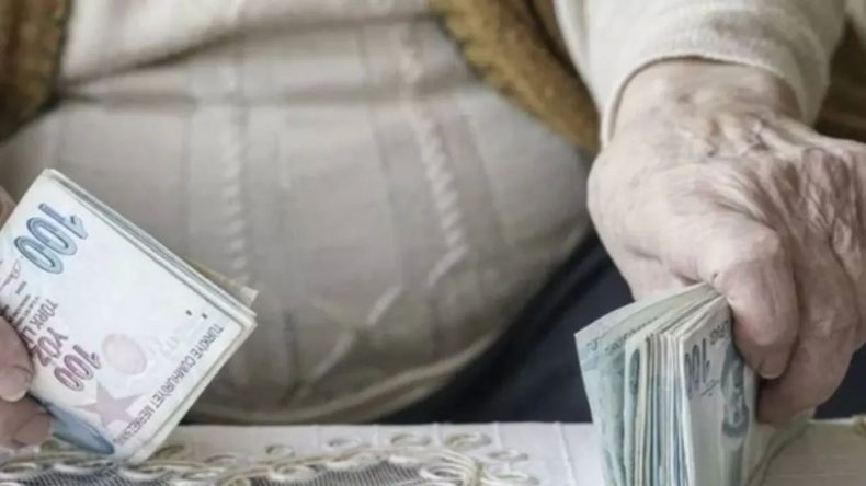 Dar Gelirli Emeklilere Destek: Emekli Dayanışma Kartı İzmir'de Umut Oldu