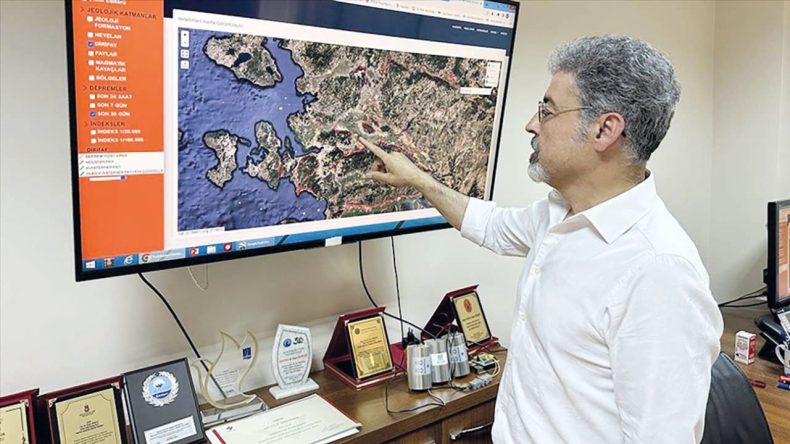 Deprem Bilimci Sözbilir İzmir’i Yeniden Uyardı: 10-15 Bin Civarında Can Kaybımız Olabilir