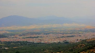 Evliya Çelebi'nin İzmir'deki Zamanın Ötesindeki Köyü: Hisarlık