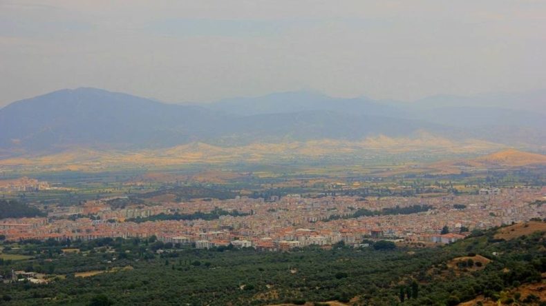 Evliya Çelebi'nin İzmir'deki Zamanın Ötesindeki Köyü: Hisarlık