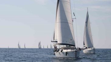 Fo&ccedil;a&rsquo;da Yelkenler Dostluk İ&ccedil;in A&ccedil;ılıyor: İki Yaka, Tek Deniz