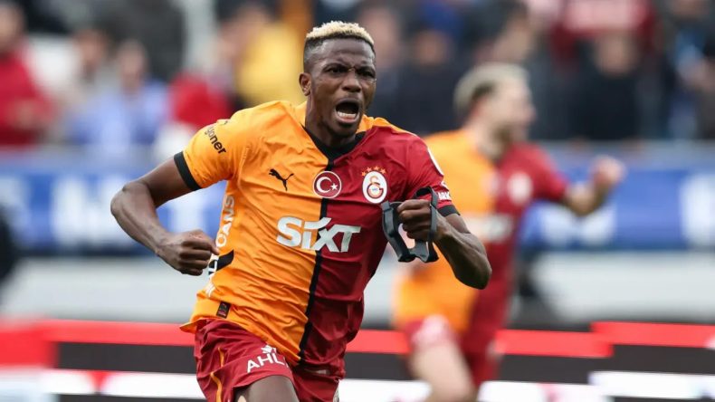Galatasaray, Victor Osimhen'i Renklerine Kattı!