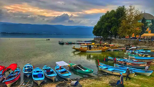 Gölyazı