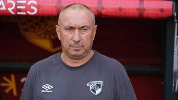 Göztepe Teknik Direktörü Stoilov: "Rakibimize Fırsat Vermedik"