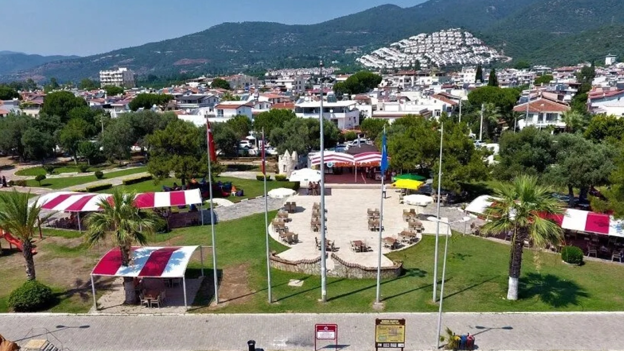 Çukuraltı Plajı Tesisleri