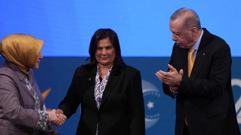 İzmir Büyükşehir adaylığı yeniden gündeme geldi: Özlem Çerçioğlu’ndan açıklama!