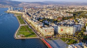İzmir B&uuml;y&uuml;kşehir Duyurdu: 27 Ağustos&rsquo;tan İtibaren Bu Cadde Kapanıyor, ESHOT Rotaları Yenileniyor